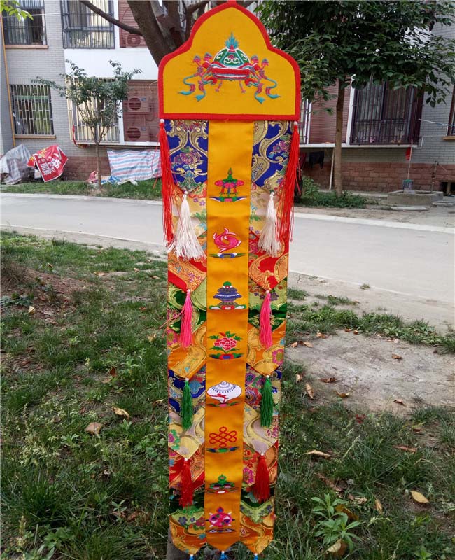ธงแขวนผนังลายปักพระสูตร 8 สัญล - Home Textiles Wholesale บทวิจารณ์และราคา