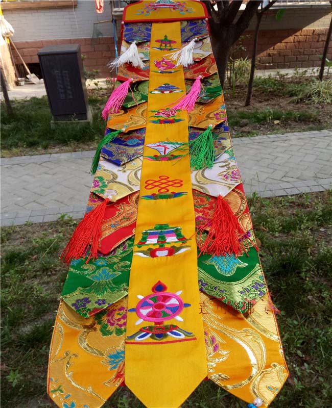 ธงแขวนผนังลายปักพระสูตร 8 สัญล - Home Textiles Wholesale บทวิจารณ์และราคา